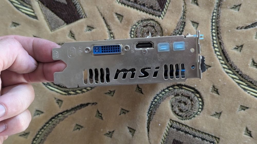 Видеокарта R7850 1GB