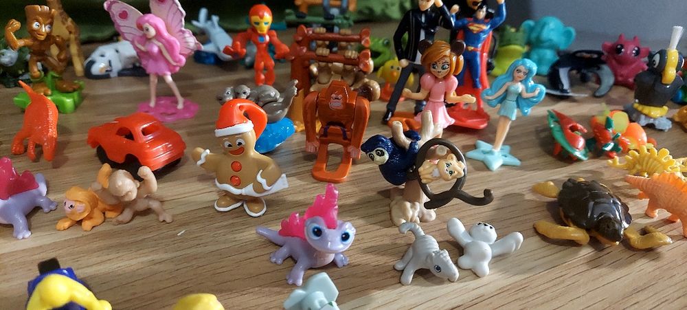 Іграшки   кіндер