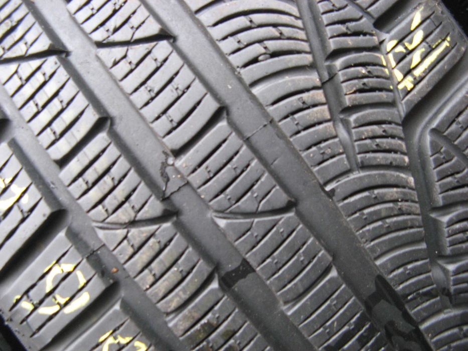 225/55R17 Pirelli Winter 210 SottoZero Serie II - nr.8684 Run Flat