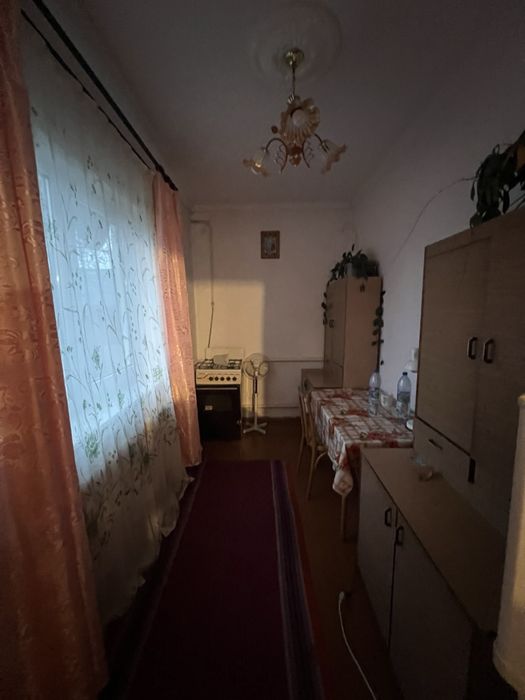 Терміновий продаж будинок м.Тлумач жилий стан ділянка 25 сотих