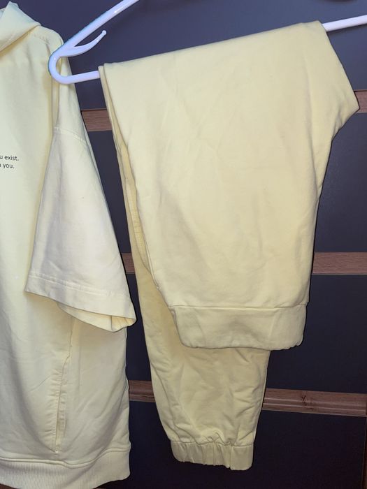 Жіночий спортивний костюм для вагітних та годуючих мам