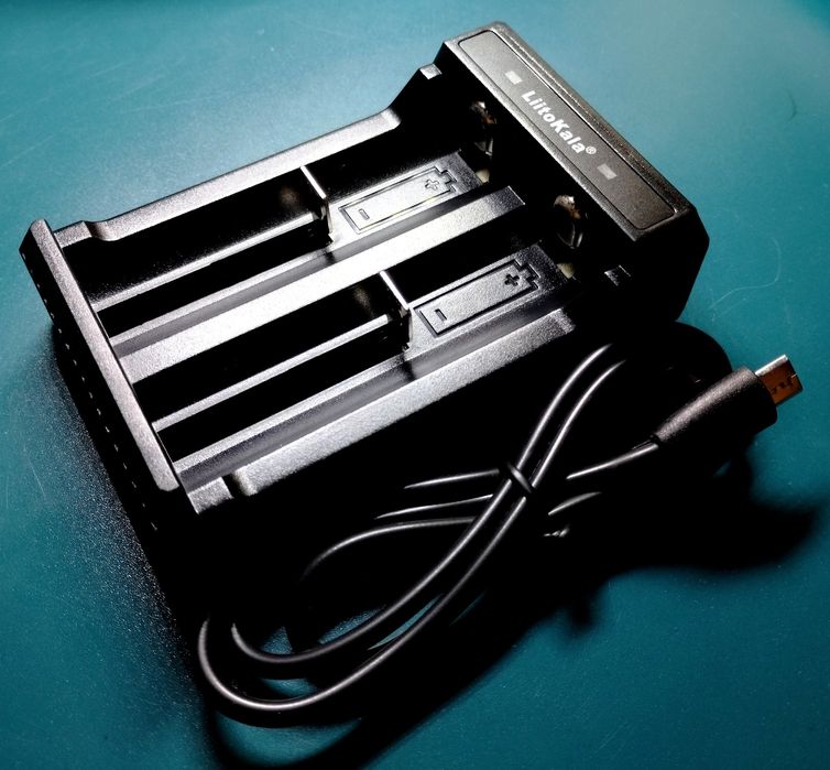 Litokala Lii-L2 зарядное устройство