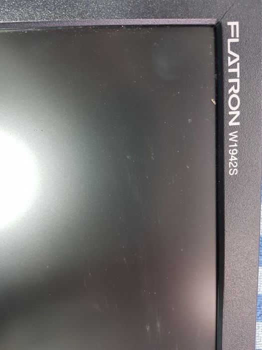 Монитор LG Flatron E1942S-BN