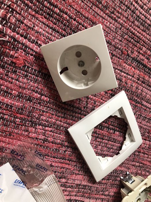 Conjunto tomadas eletricas Efapel