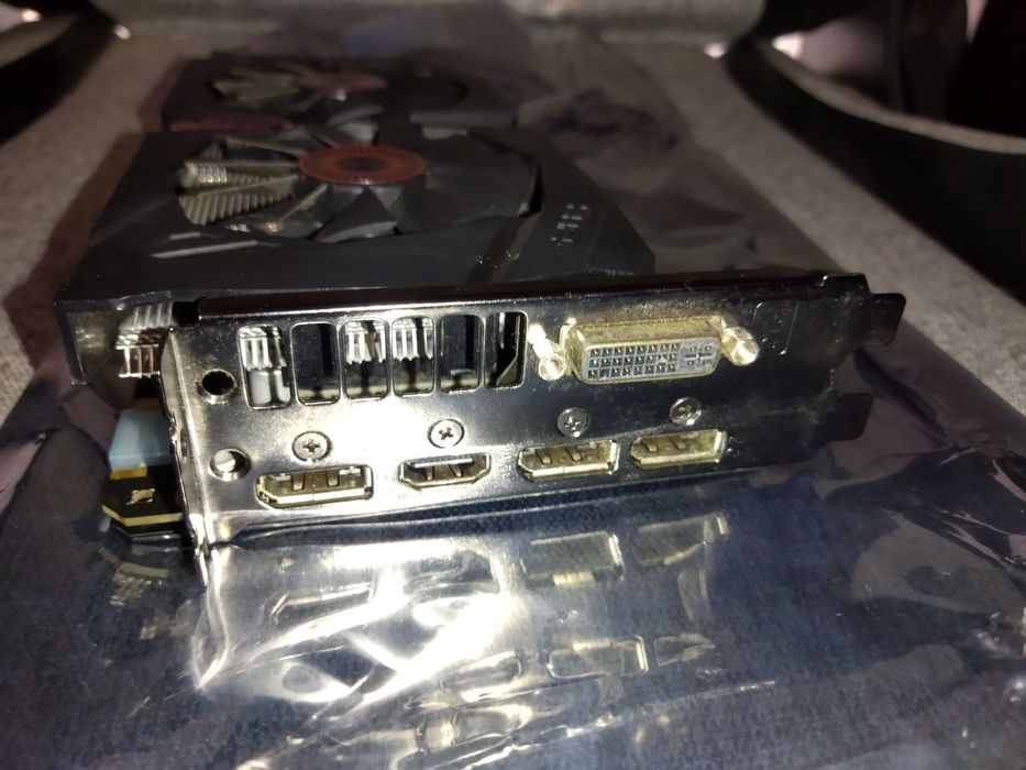 Asus Strix GTX 960 DirectCU II OC 2GB