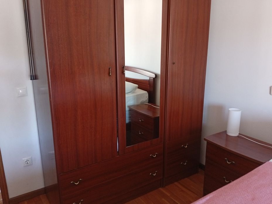 Guarda roupa cômoda cama