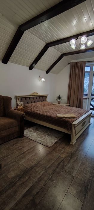 Оренда котедж покімнатно  Славсько без господаря до 17осіб