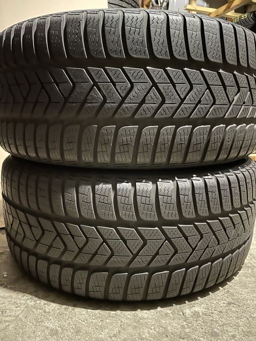 245/40 R18 Pirelli Winter Sottozero 3 / 2шт./ 2024 рік.