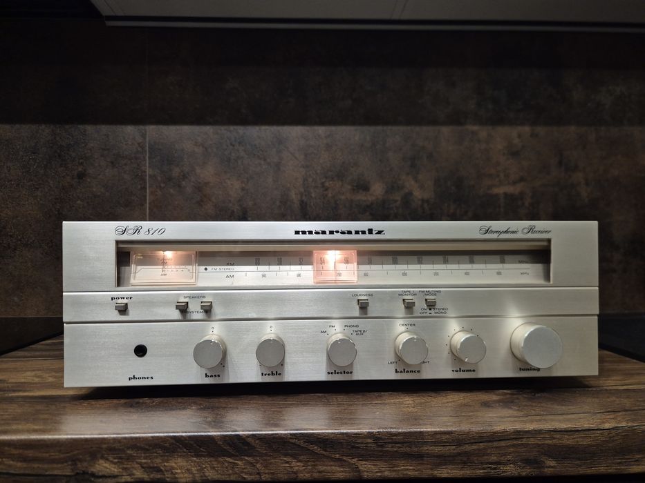 Amplituner Marantz SR 810