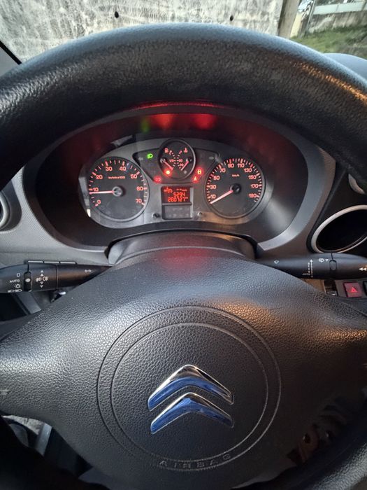 Peugeot partner 3 lugares