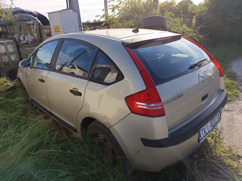 citroen c4 2004 1.6 benz gaz LPG  5-drzwi brak oc pt do naprawy