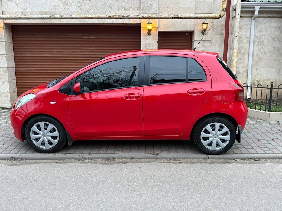 Продам  Toyota Yaris АВТОМАТ Газ-Бензин