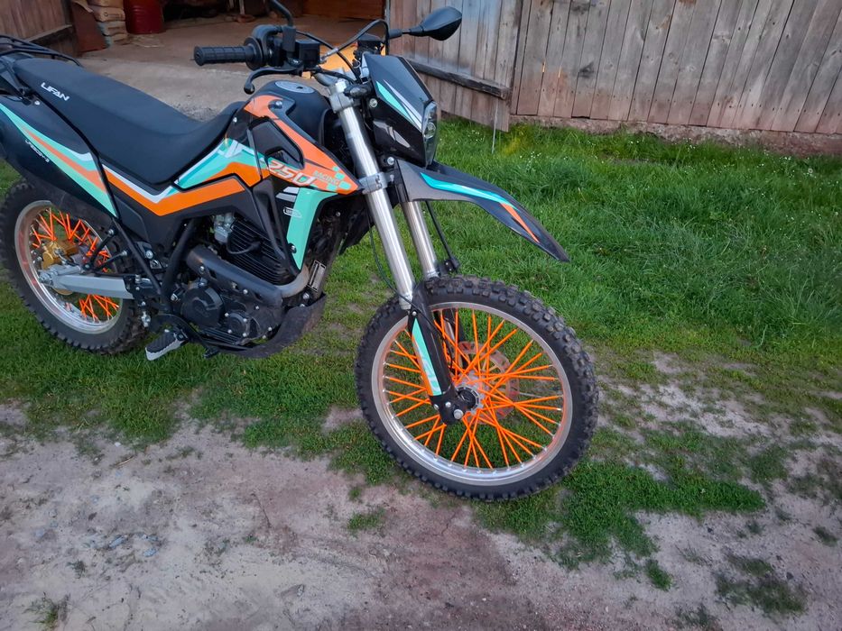 Мотоцикл ліфан 250