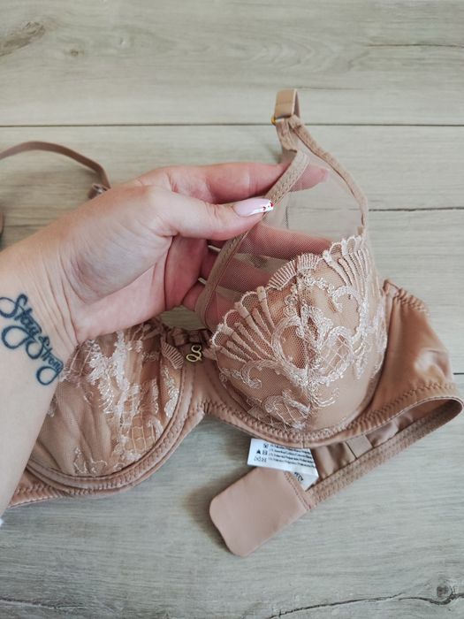 Beżowy haftowany stanik biustonosz miękki Samanta Lingerie