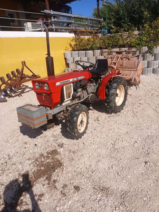Mini trator yanmar