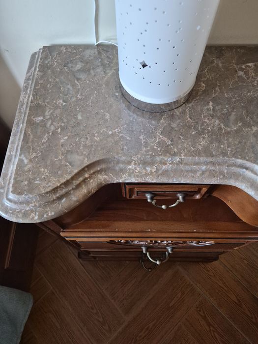 Quarto completo ainda em  bom estado para uso