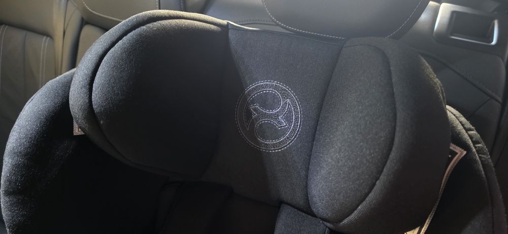 Cadeira CIBEX Sirona Z + Base Isofix