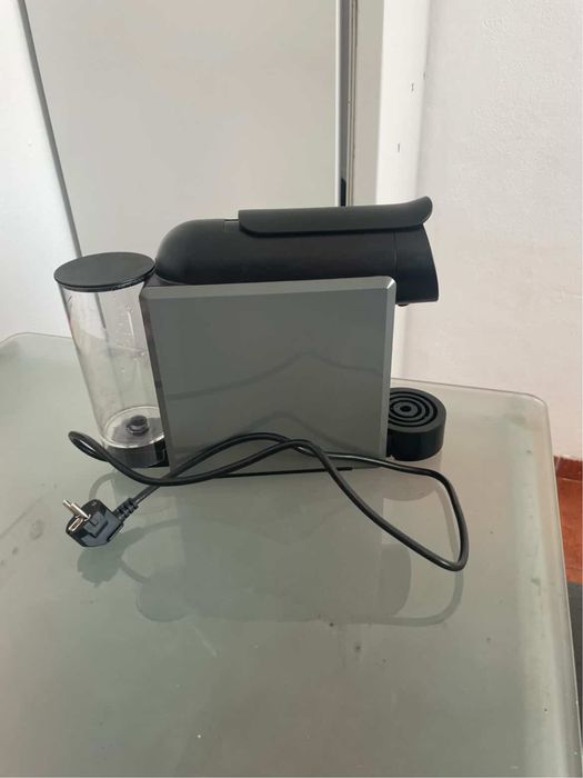 Máquina de café Delta Q mini Qool como nova