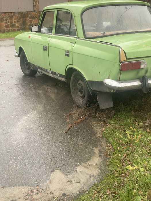 СРОЧНО продам машину москвич412 на ходу