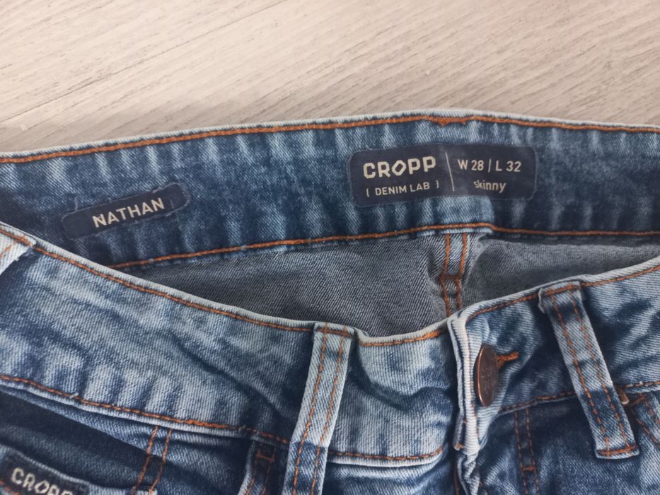 Spodnie chłopięce dżinsowe Cropp Nathan skinny W28/L32