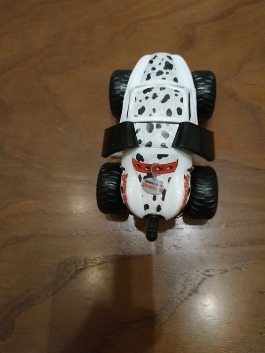 Carro Monster truck dalmata
