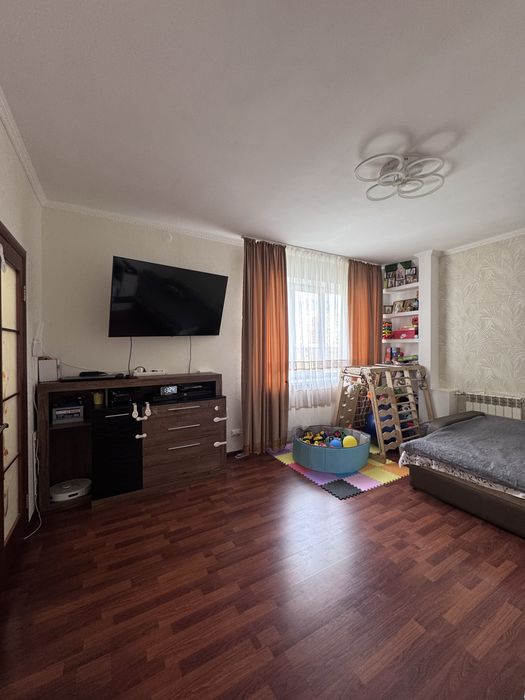 Продаж 1 квартири Головатого