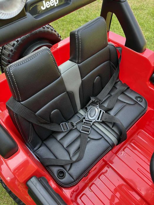 Samochód Jeep Wrangler Rubicon na akumulator dla dzieci Pilot MP3 EVA