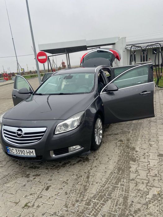 Продам Opel Insignia