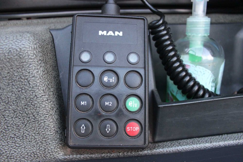 Тягач MAN TGA 18.480