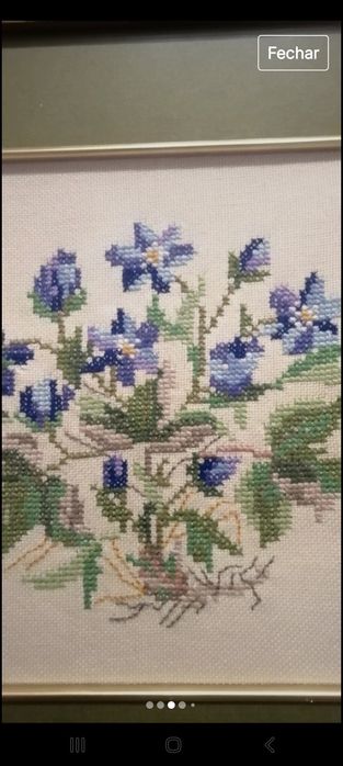 Quadros em ponto cruz manual, feitos pela proprietária
