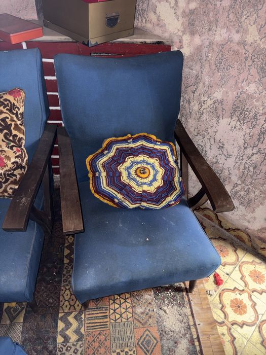 Par de Poltronas e Descanso