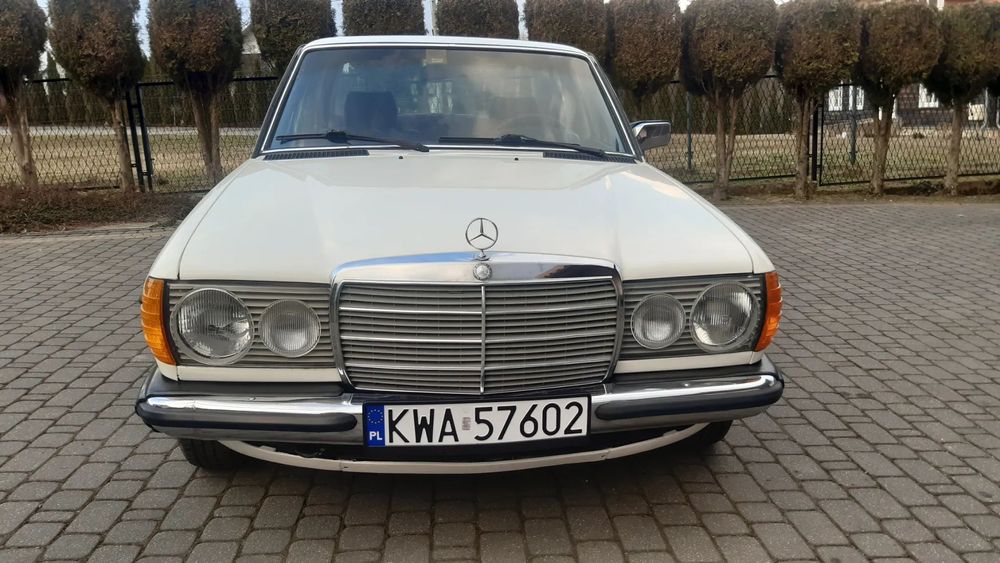 Mercedes-Benz W123