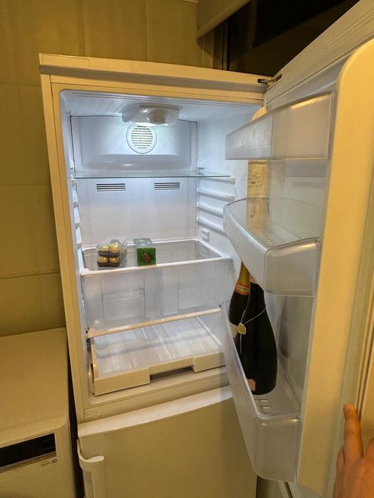 Frigorifico combinado SAIVOD No Frost (optimo estado!)