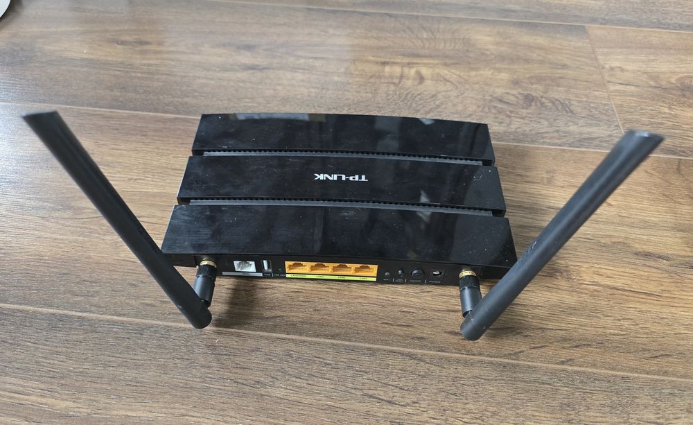 Router TP-Link TD-W8970, access point