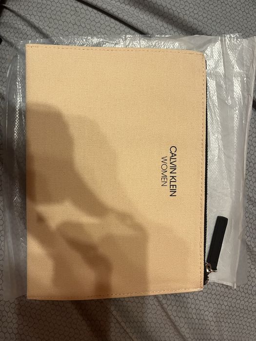 Calvin Klein travel bag/kosmetyczka