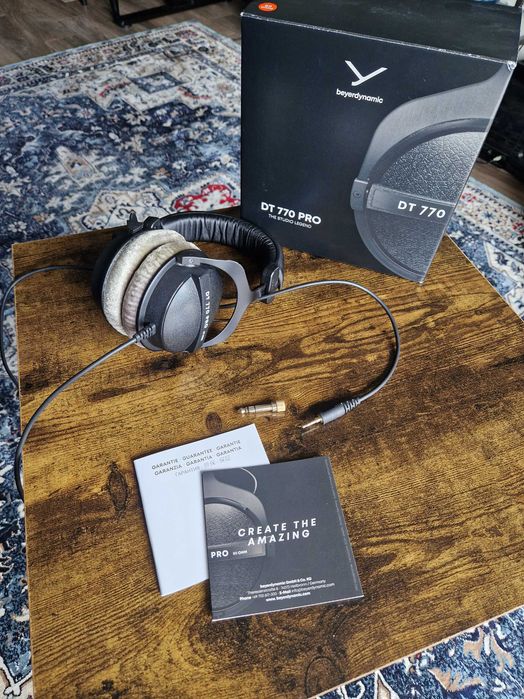 Beyerdynamic DT 770 PRO 80 Ohm -Sluchawki Nauszne Studyjne / Gamingowe