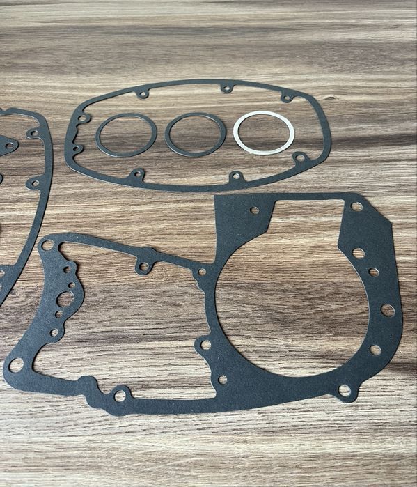 NOWE POLSKIE uszczelki silnika CZ 175 TYP 477 TYP 478 KRYNGIELIT