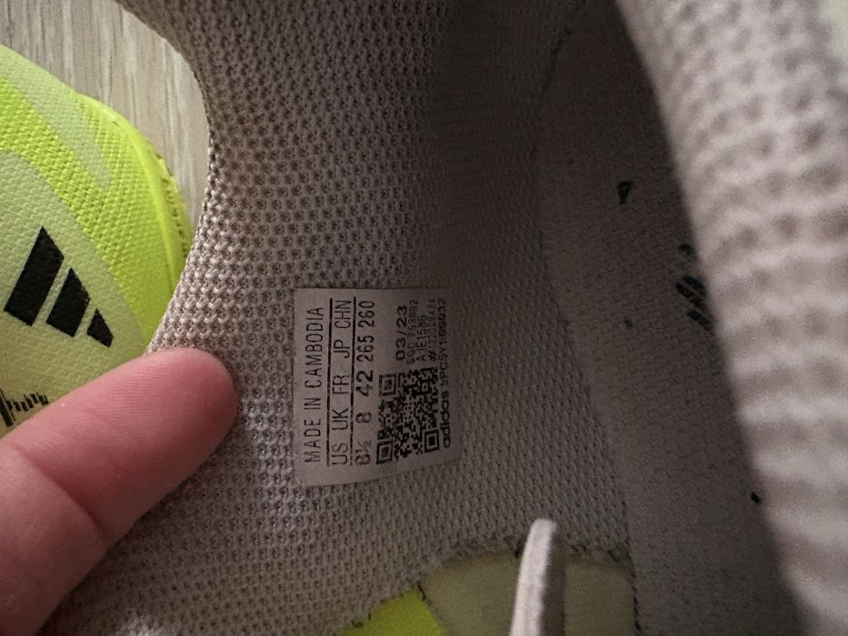 Halówki Addidas rozm 42