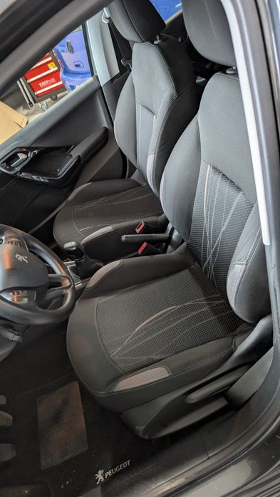 Peugeot 208 2012 65.000 km