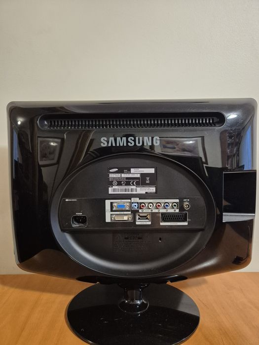 Monitor TV Samsung SyncMaster 2032MW 20" com HDMI