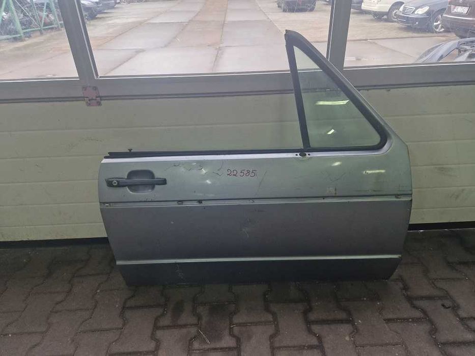 Volkswagen Golf I Cabrio Drzwi Przód Prawe