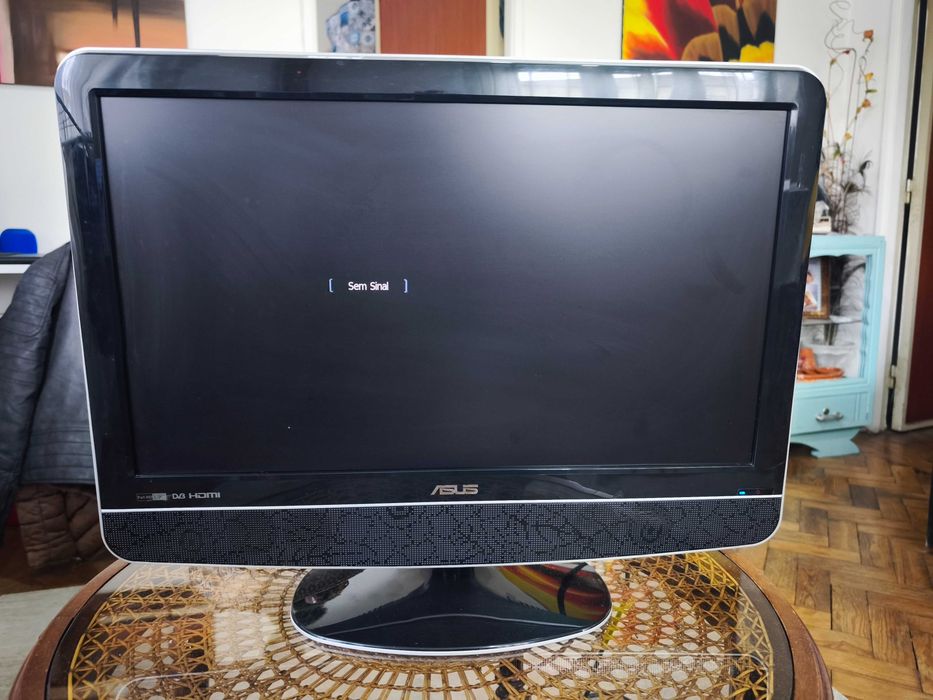 TV/monitor em óptimo estado Leiria, Pousos, Barreira E Cortes • OLX.pt
