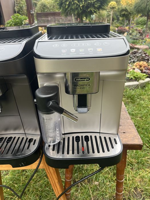 Кавомашина Delonghi magnifica evo Latte 24 року