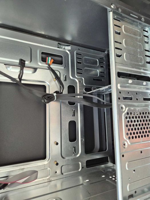 компактний mATX корпус Crown СМС-4200