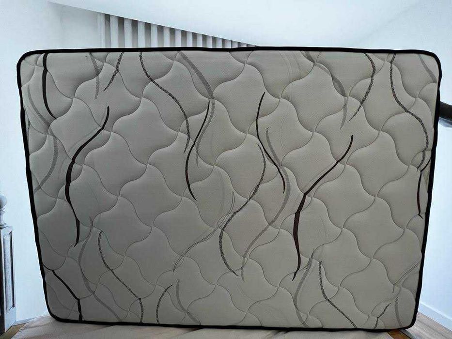 Colchão de cama anatómico, de casal, NOVO