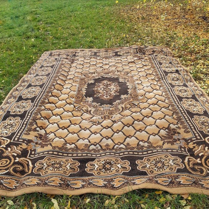 Килим, коврик для кімнати,  розмір  2.65*3.70 м