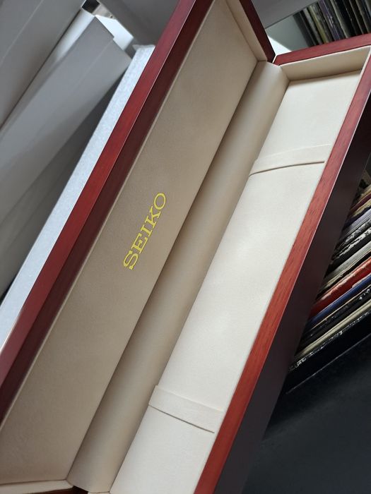 Caixas da Seiko de madeira