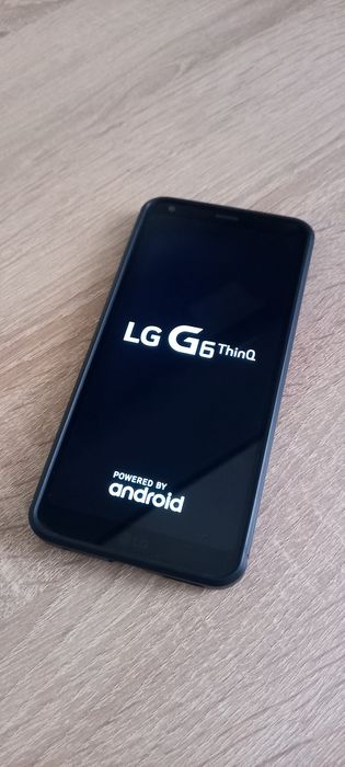 Телефон мобильный LG