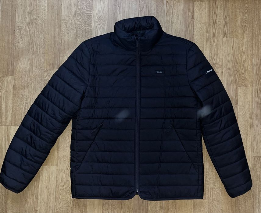 Продам куртку Calvin Klein