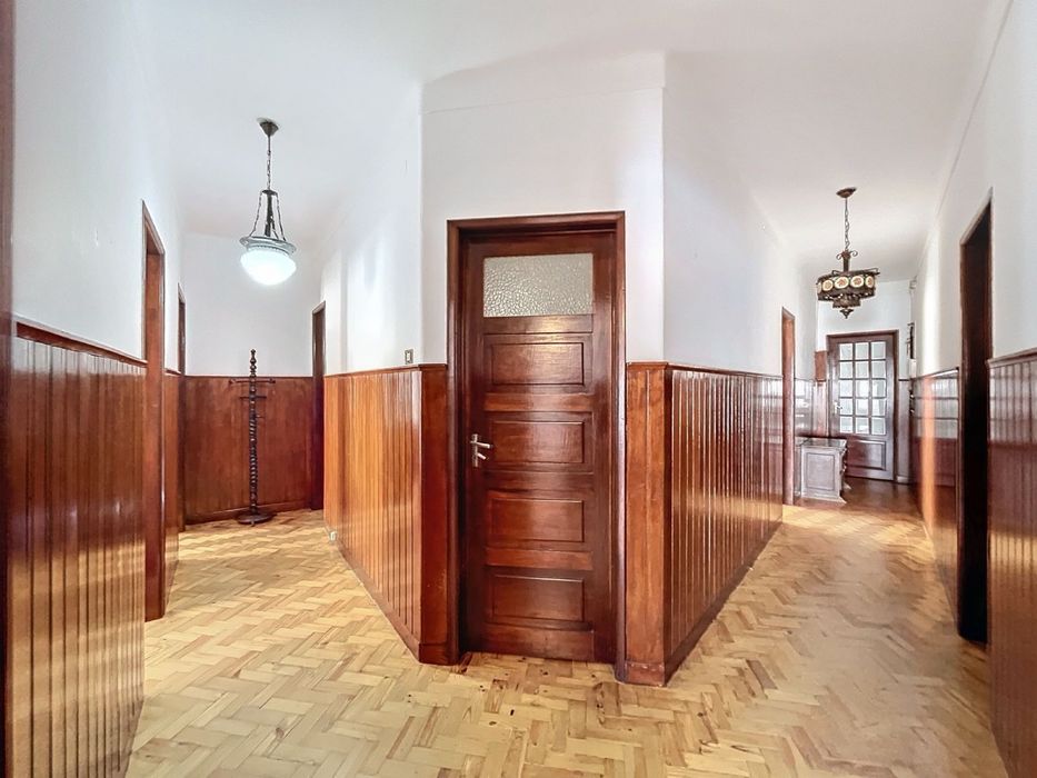 Quarto no centro da cidade